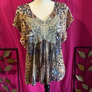 ♥️One World Woman’s Butterfly Top Size L